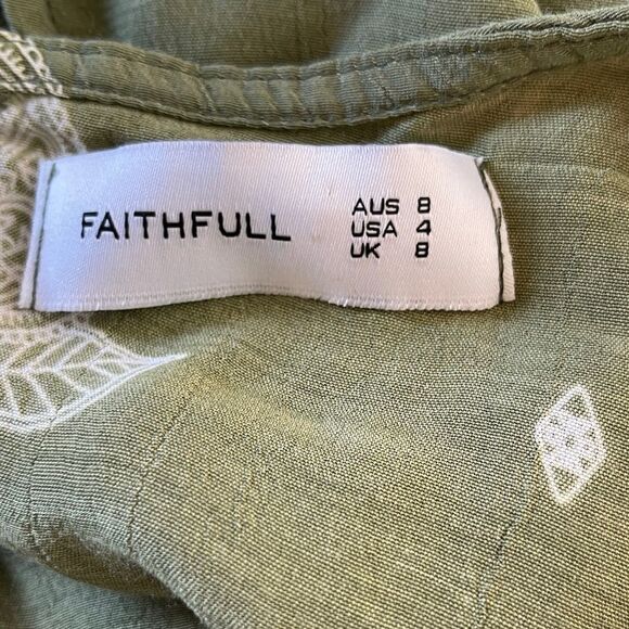 Faithfull Shorts Romper Green‎ - Picture 2 of 10